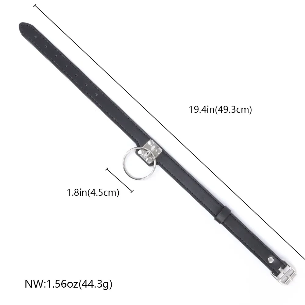 collier noir avec anneau en metal