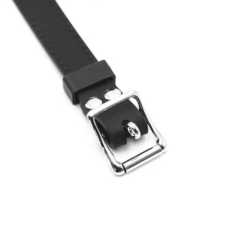 gag cuir noir sangle ajustable
