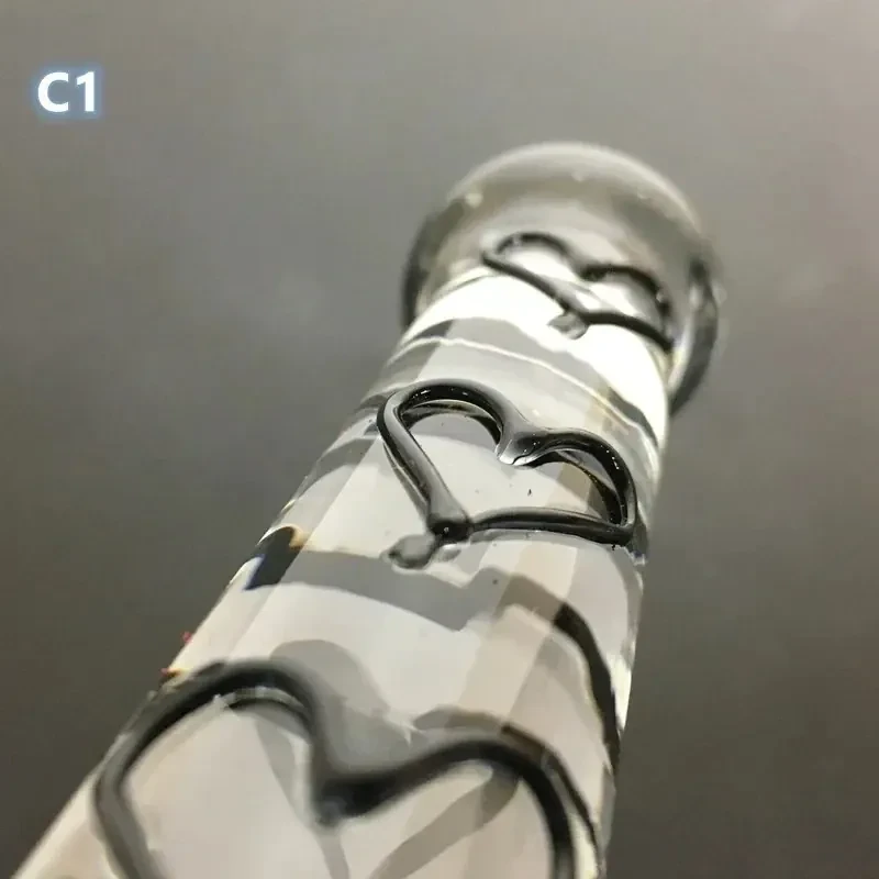 godemichet en verre avec design élégant