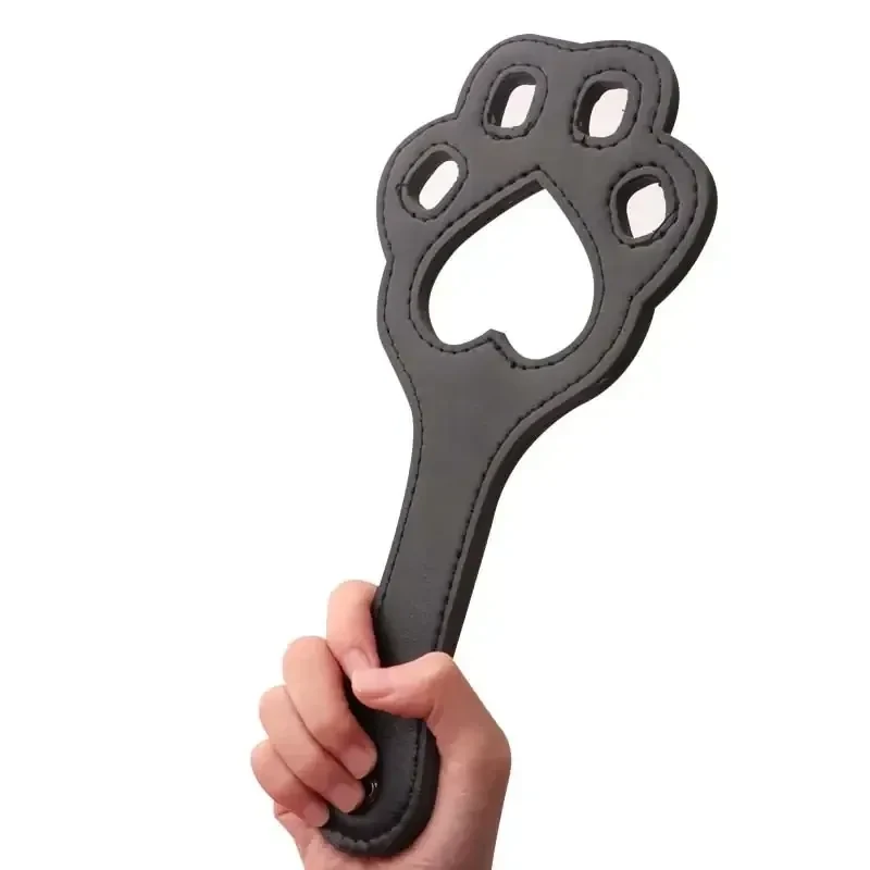 isensualflow fr fouet en cuir avec griffes de chat