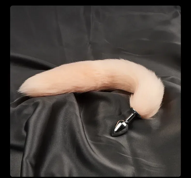 plug anal metal queue de renard chaude