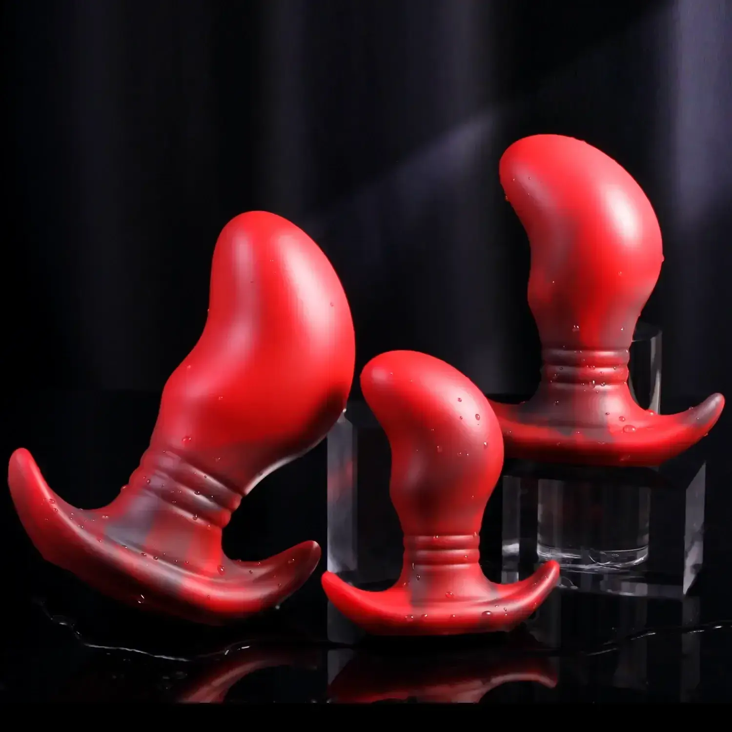 plug anal noir en silicone lisse 2