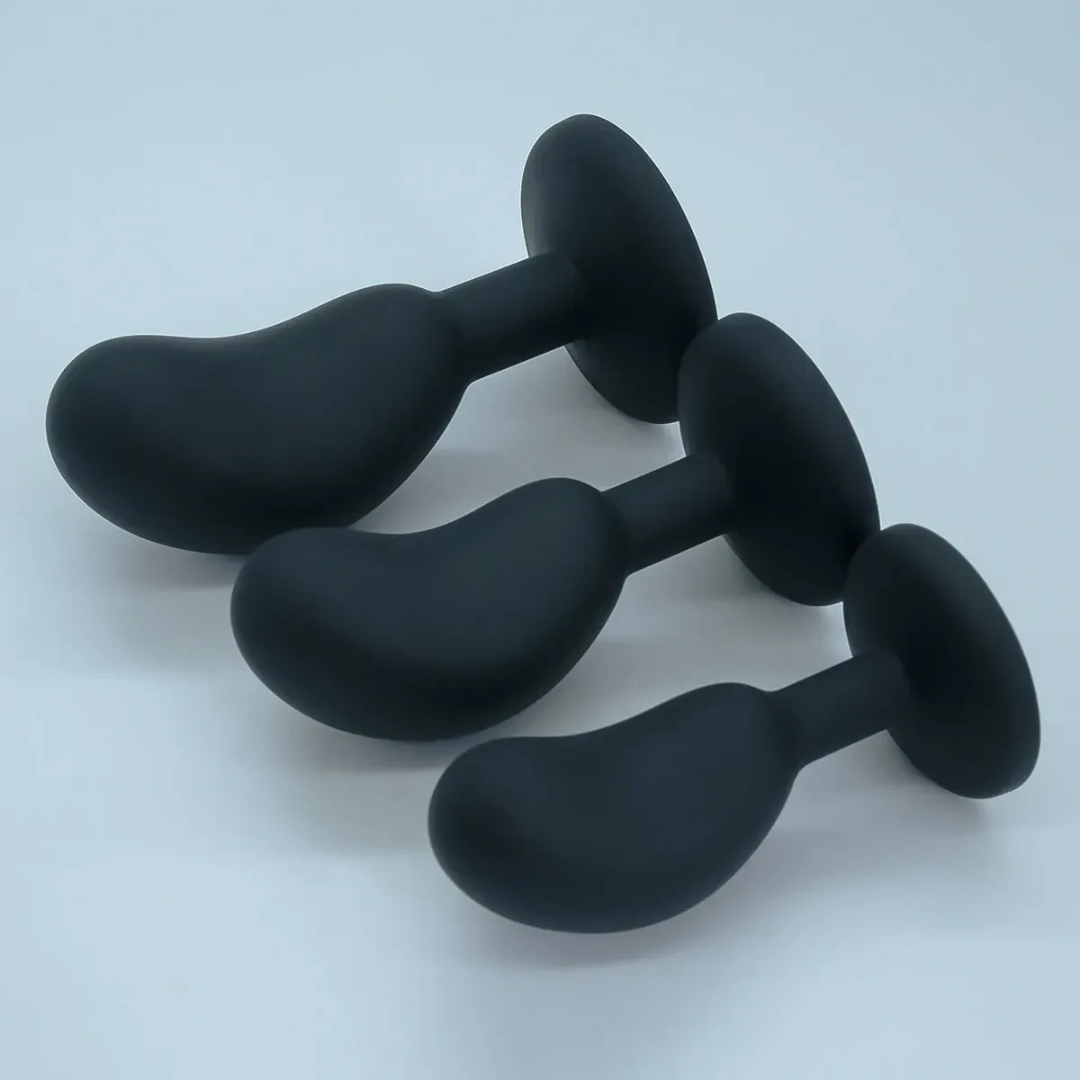 sextoy anal noir discret et elegant