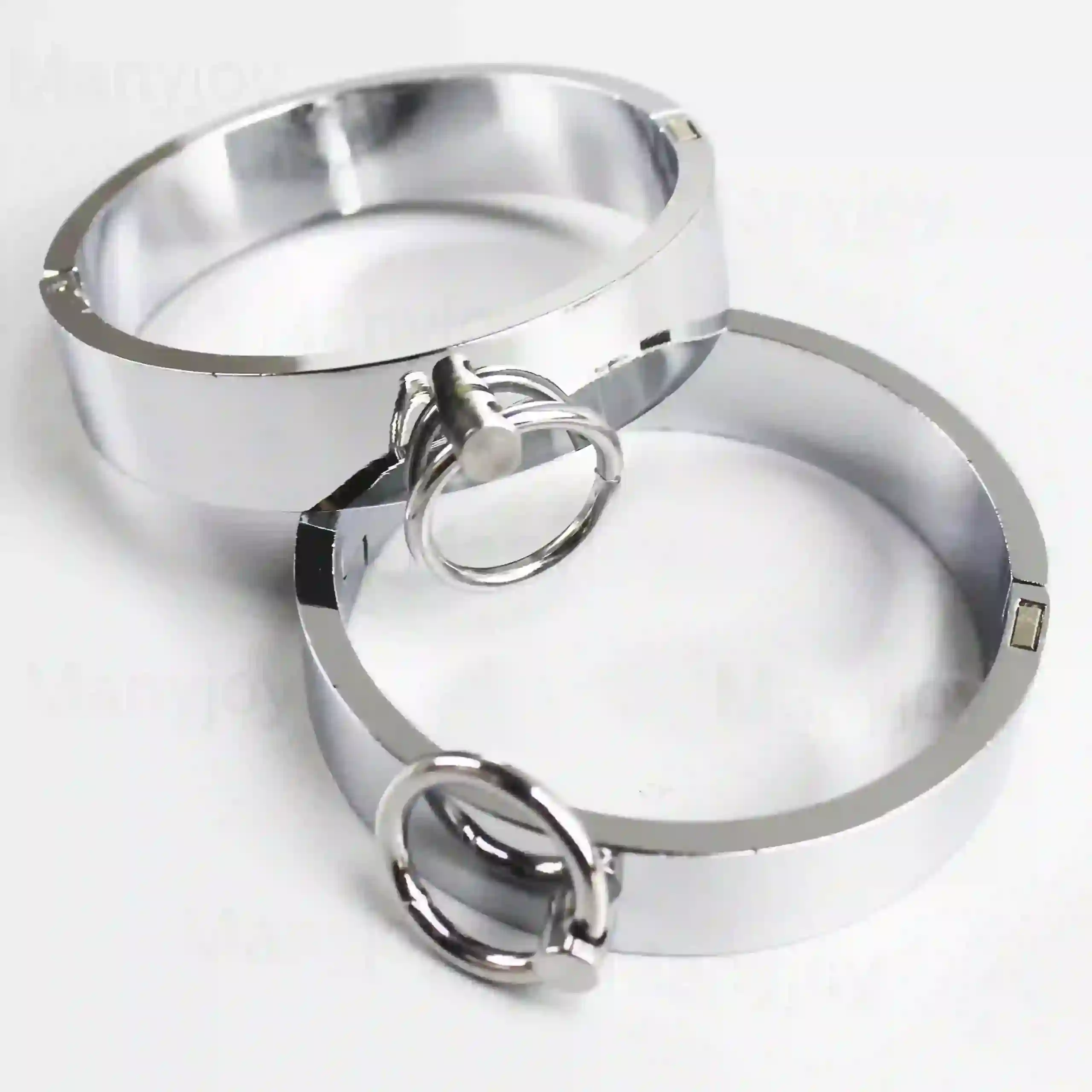 menottes magnetiques pour poignets homme argent
