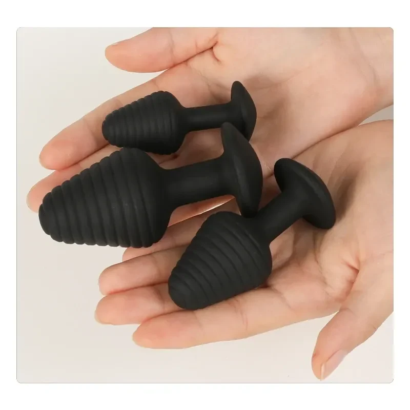 plug anal incurve silicone souple 2